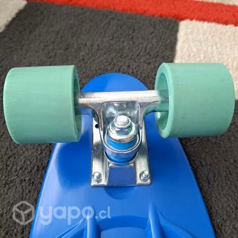 Penny board marca creme celeste
