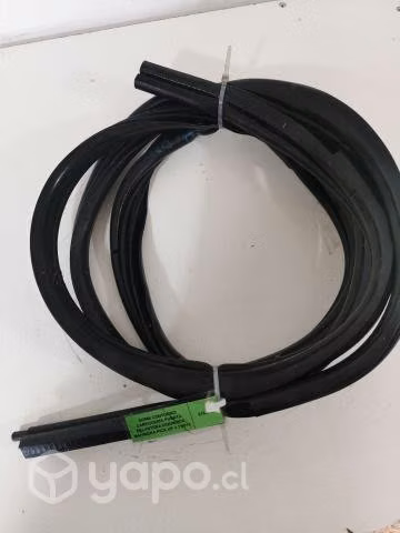 Goma Contorno Carroceria Puerta Izq Pick up 2018