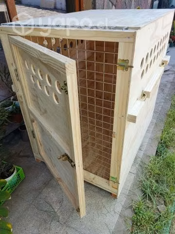 Canil / Kennel / Caja transporte mascotas Latam