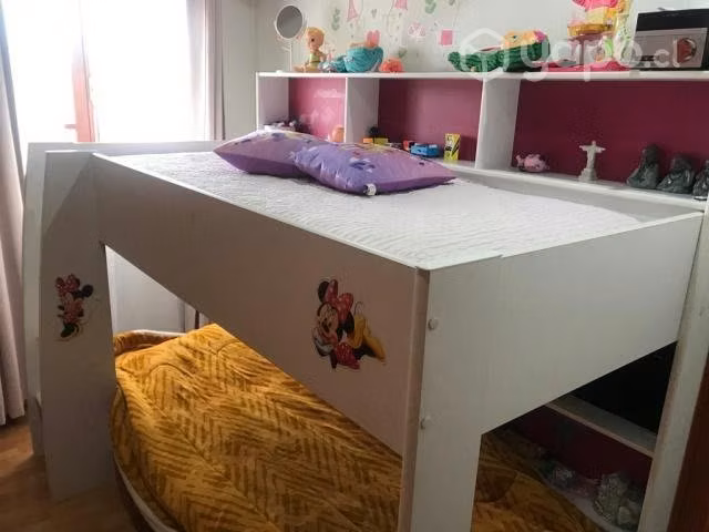 Camarote + mueble incorporado