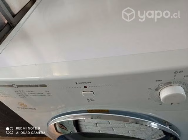 Secadora eléctrica ropa Mademsa