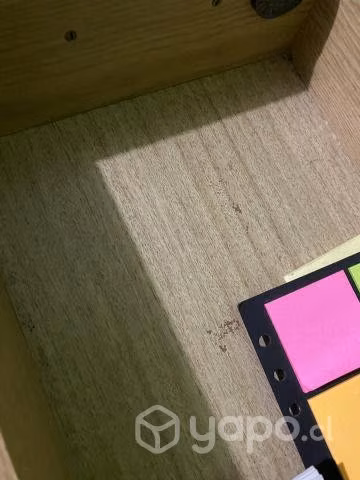 Escritorio de madera - Imagen 4