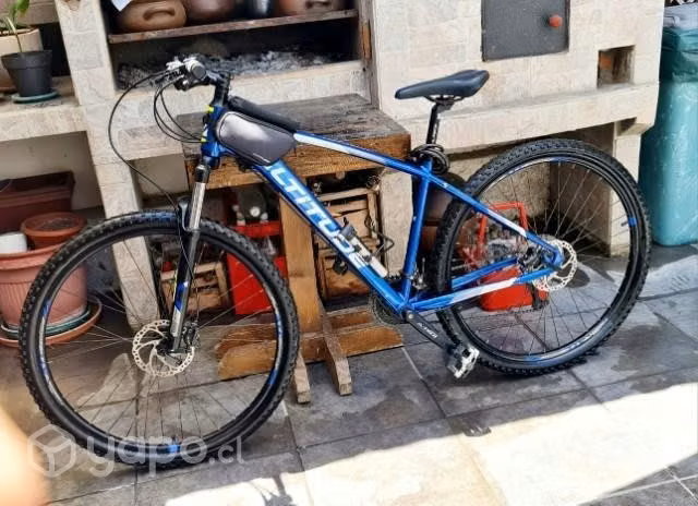 Bicicleta Altitude Kawell 4. 29" Y Accesorios