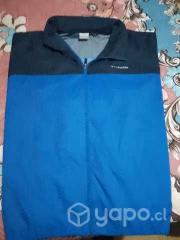 Corta viento Marca Columbia Talla 6X bolsillos
