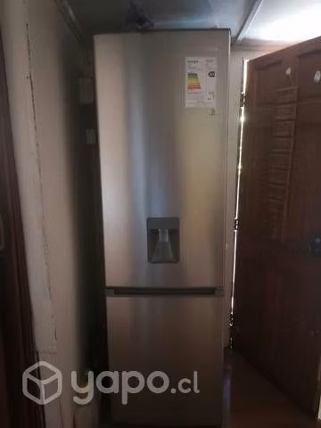 Refrigerador y freidora de aire