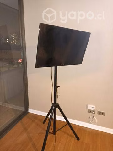 Smart tv y pedestal