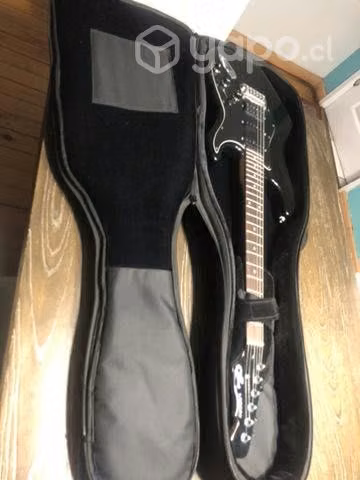 Guitarra G&L Stratocaster Legacy HB Gloss Black
