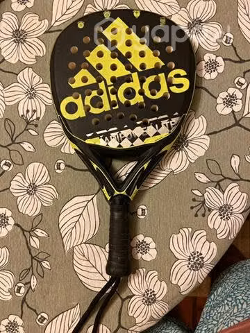 Pala de Pádel Adidas