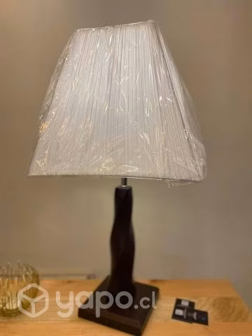💡Lámpara de mesa