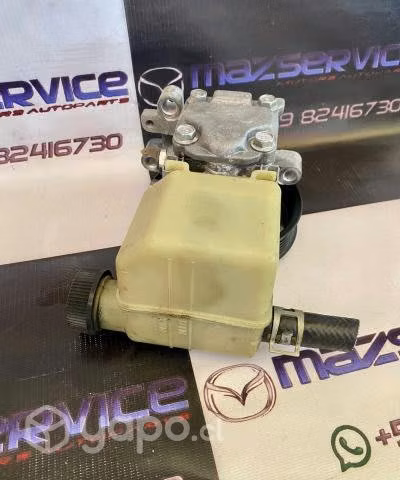 Bomba de dirección hidráulica Mazda Cx7