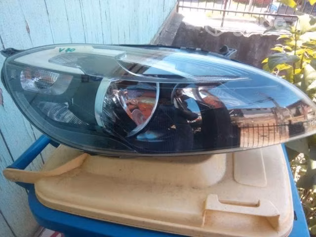 Optico rh volvo v40 2022 - Imagen 2