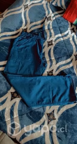 Uniformes clínicos