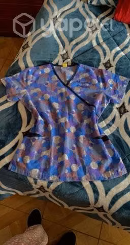 Uniformes clínicos
