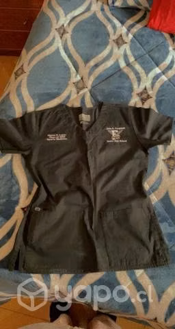 Uniformes clínicos