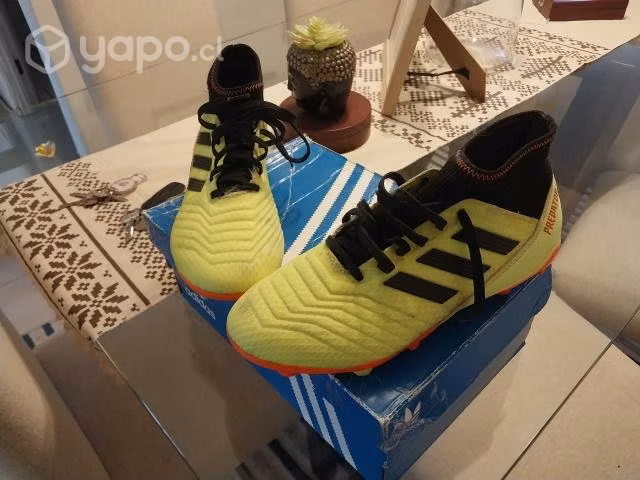 Chuteadores Adidas