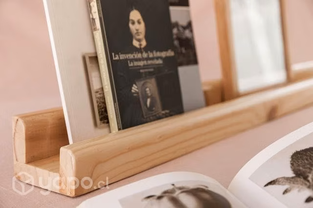 Repisas de madera para libros y cuadros handmade