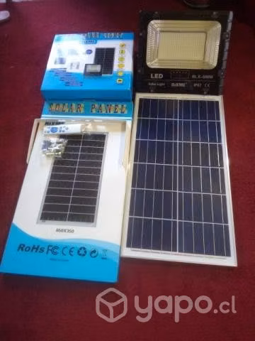 Foco solar de 500w con panel solar
