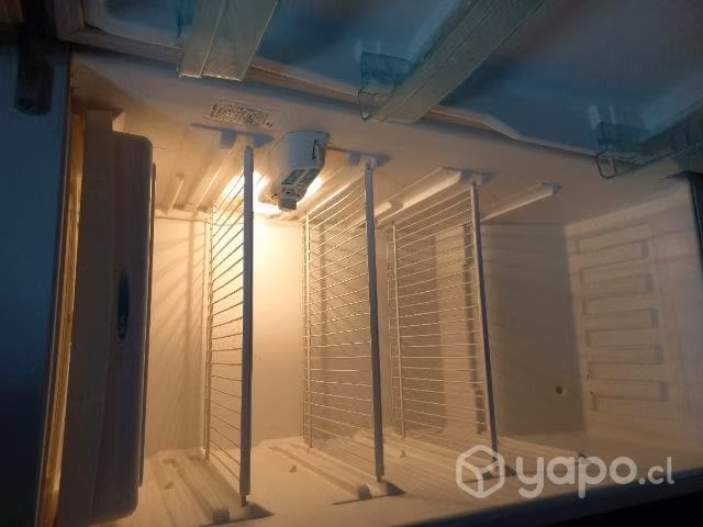 Refrigerador mademsa