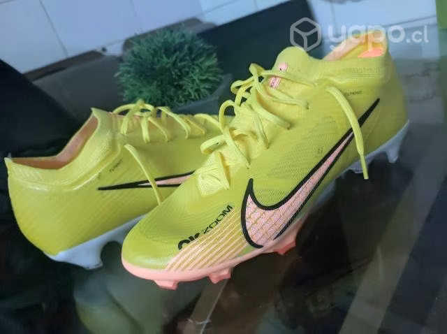 Zapatos fútbol