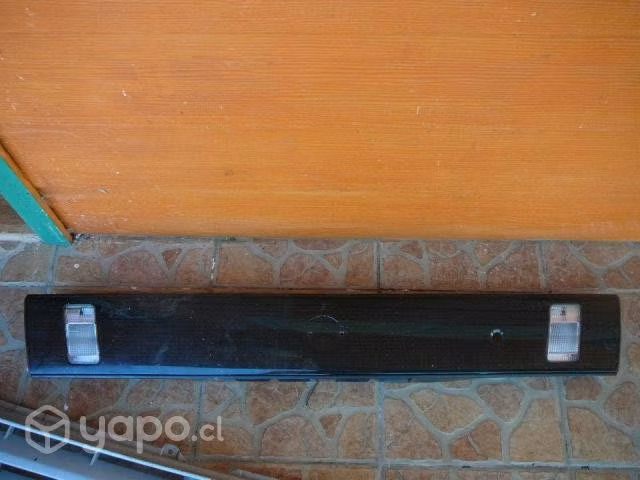 Embellecedor nuevo nissan sentra 2000