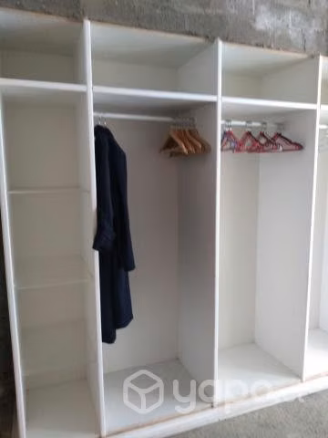 Mueble modular exhibición ropa para tienda o bouti