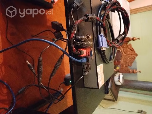Vendo rack ,para CCTV , completamente cableado