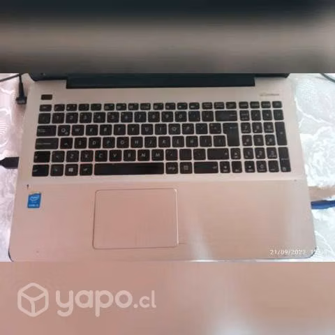 Laptop Asus x555 i5, 15,6"