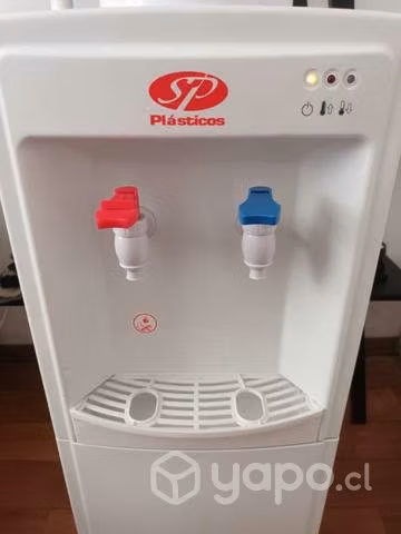 Dispensador para agua fria y caliente con frigobar