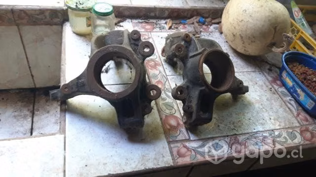 Muñon delantero original Mazda 3 2008 con abs