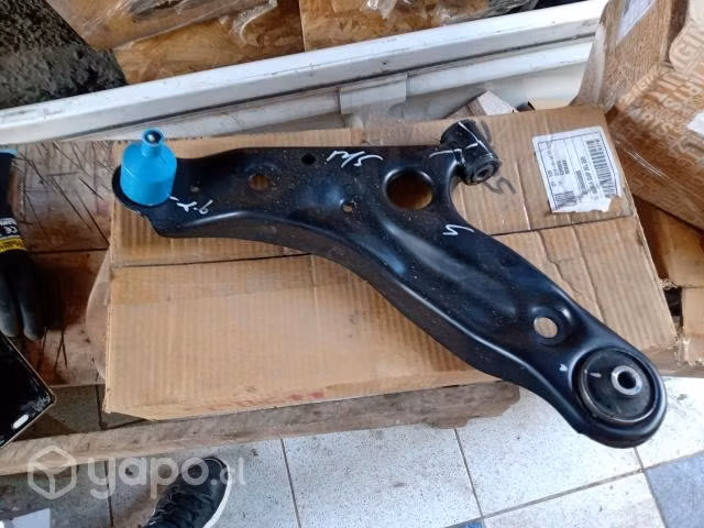 Suzuki Celerio 2015 bandeja izquierda original