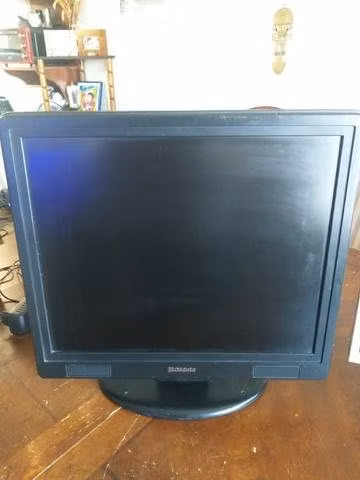 2 monitores lcd 19 " buen estado