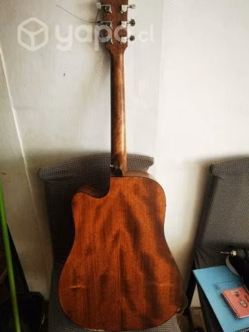 Guitarra electroacústica Ibanez