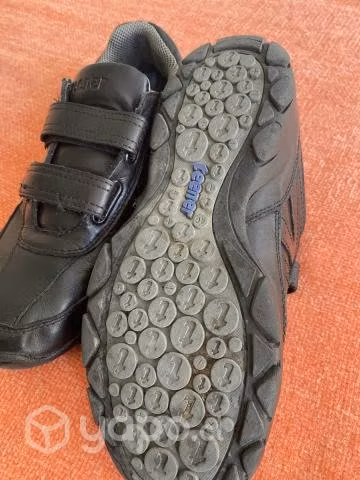 Zapatos de Colegio