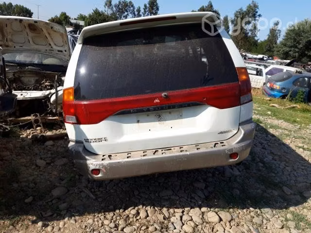 Portalon original mitsubishi montero 2008