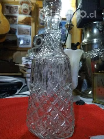 Antigua licorera retro vintage para decoracion uso