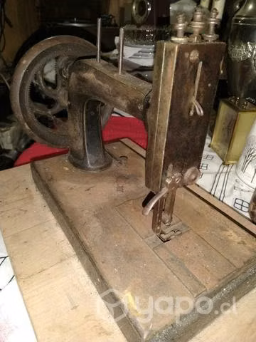 Antiguo pie de máquina de coser ,adorno vintage