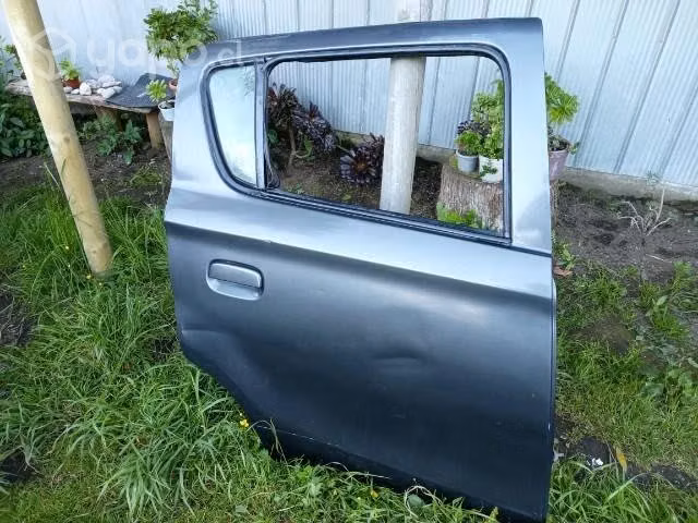 Puerta trasera Rh Suzuki Alto k10 14/20