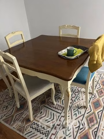 Mesa tipo normando