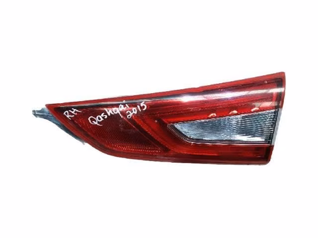 Foco portalon derecho nissan qashqai 2015 detalle
