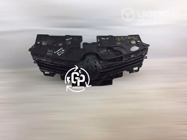 Máscara Renault Clio 2017 2022