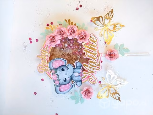 Cake topper shaker
