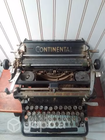 Máquina de escribir continental