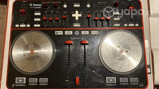 Vestax Typhoon