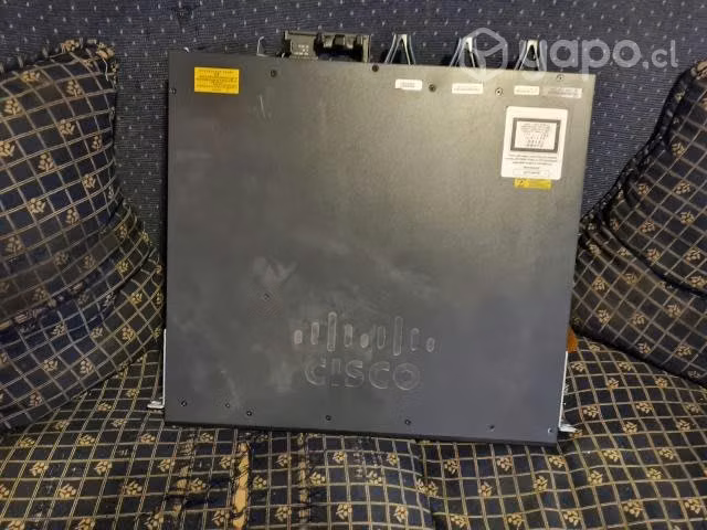 Switch Cisco Catalyst 3650 24