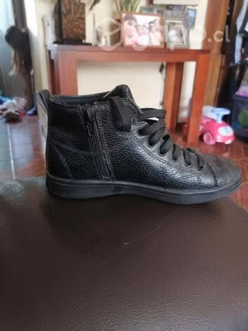 Zapato de colegio y zapatillas de. Colegio - Imagen 4