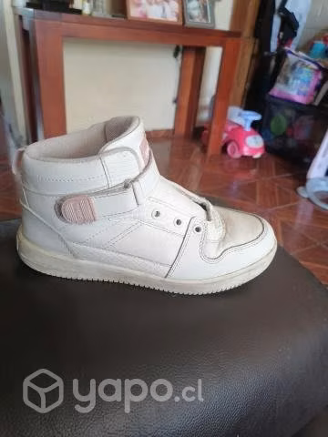 Zapato de colegio y zapatillas de. Colegio - Imagen 3
