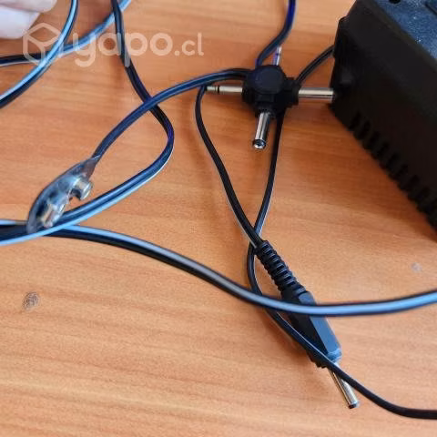 Adaptador de AC a DC de 7 salidas - Imagen 2
