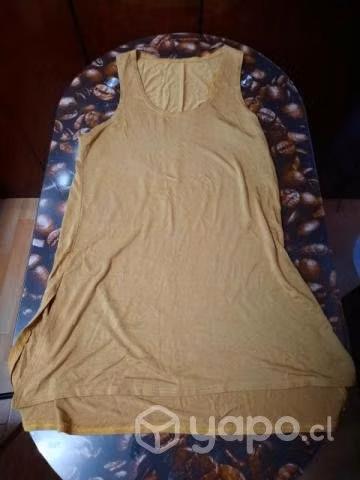 Polera mujer sin mangas talla M