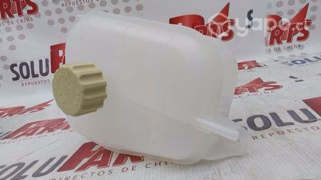 DFSK glory 580 1.8L Deposito Agua - Imagen 2