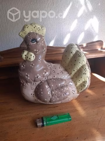 Gallina de cerámica pintada a mano EEUU año 1995